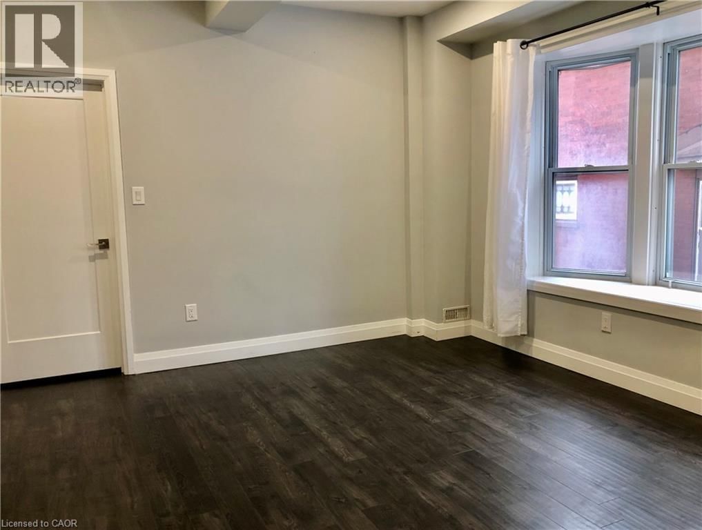 2 - 8 WELLINGTON STREET Image 5