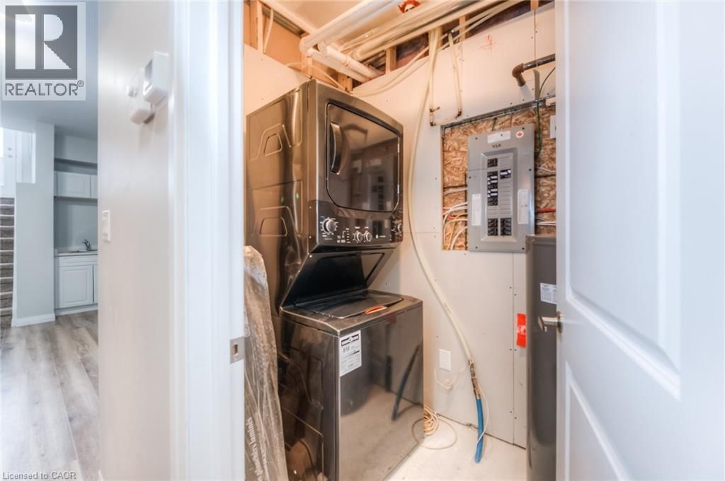 A - 45 HEIMAN STREET Image 15