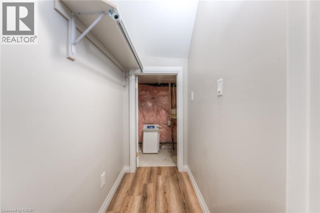 A - 45 HEIMAN STREET Image 16