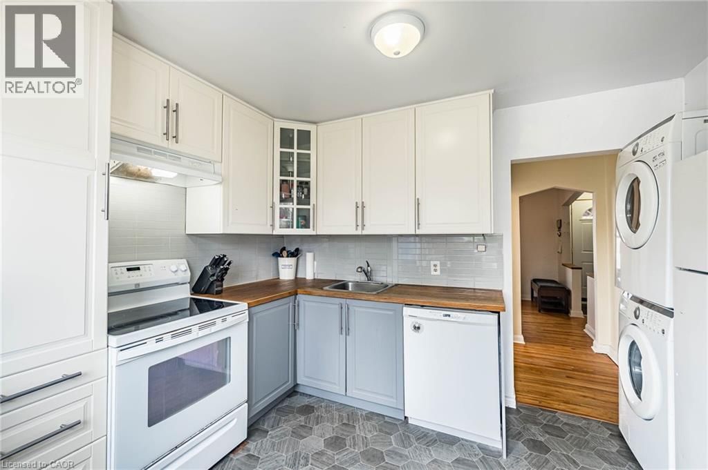 40 ELLIS CRESCENT NORTH Image 11