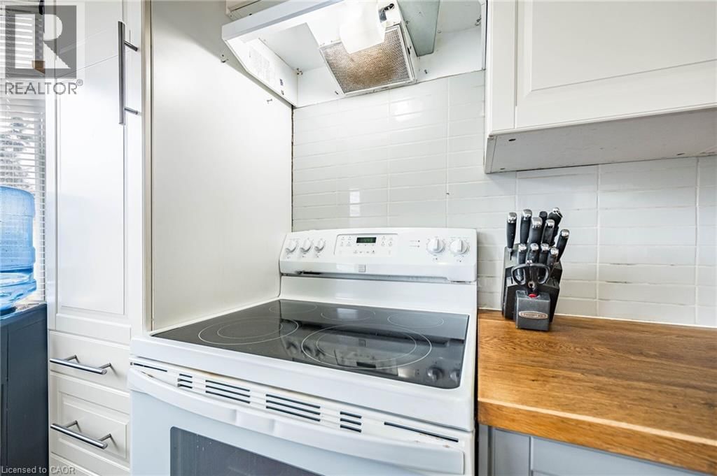 40 ELLIS CRESCENT NORTH Image 15