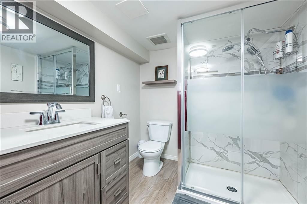 40 ELLIS CRESCENT NORTH Image 39