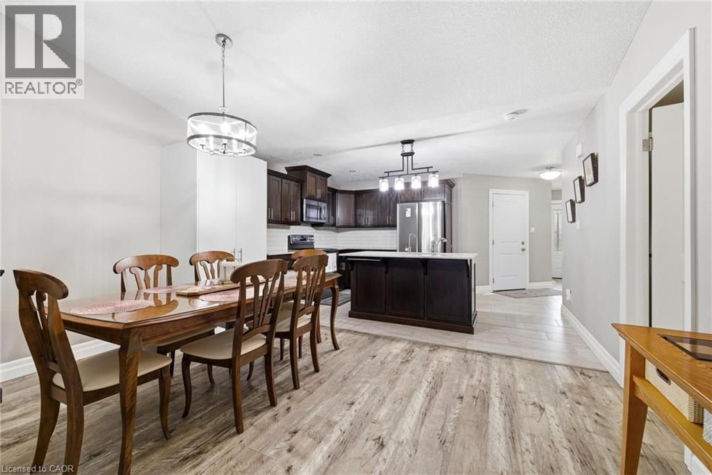 235 KROTZ STREET EAST Image 17