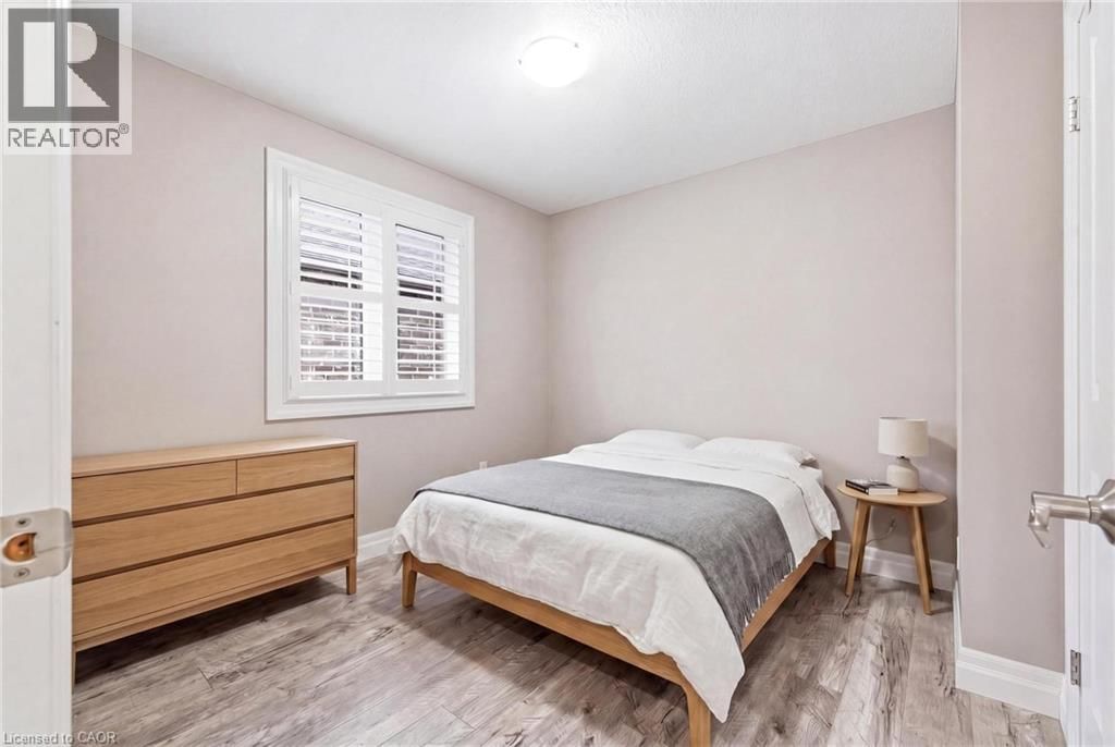 235 KROTZ STREET EAST Image 20