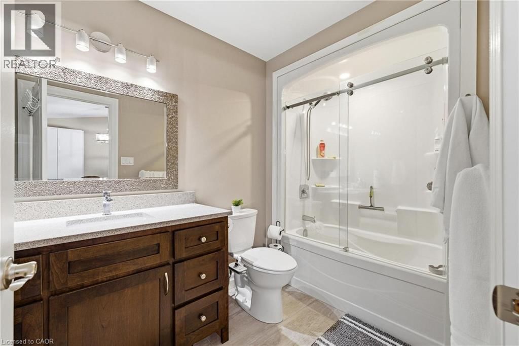 235 KROTZ STREET EAST Image 22