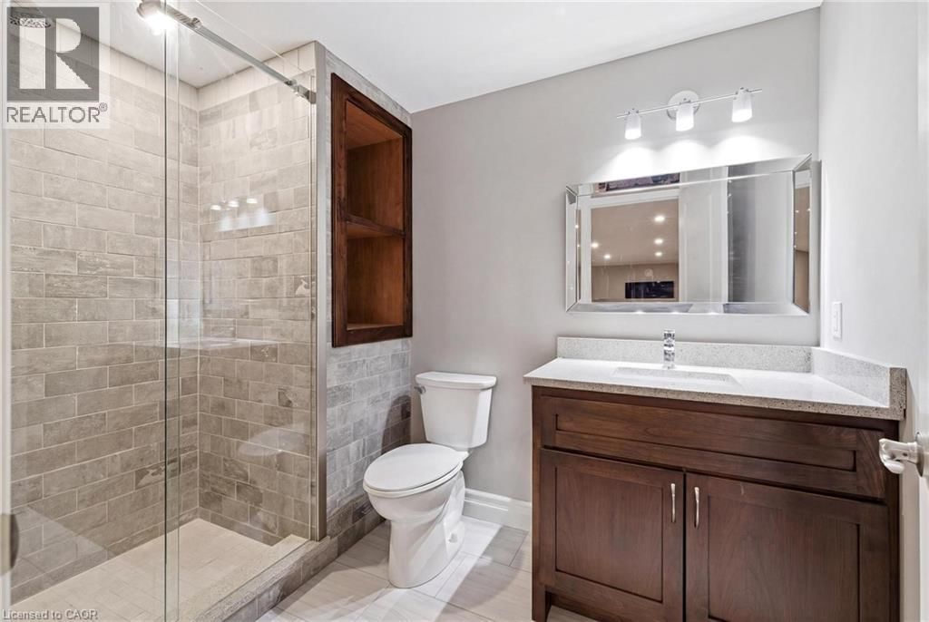 235 KROTZ STREET EAST Image 29