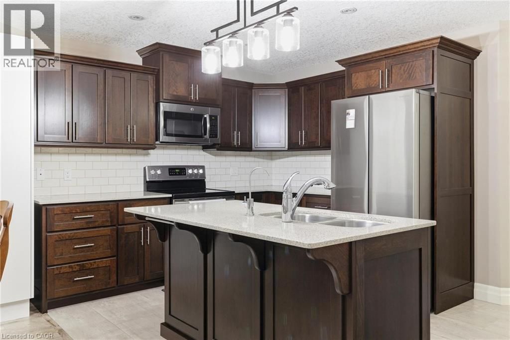 235 KROTZ STREET EAST Image 8