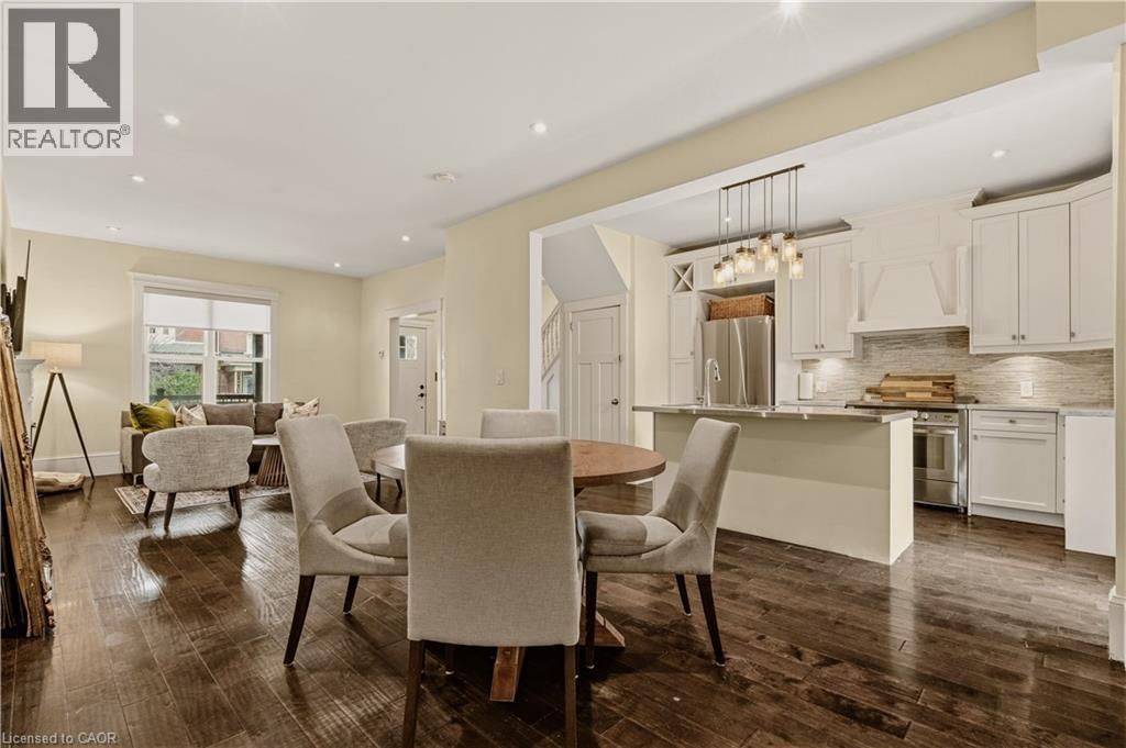 104 BARNESDALE AVENUE NORTH Image 9