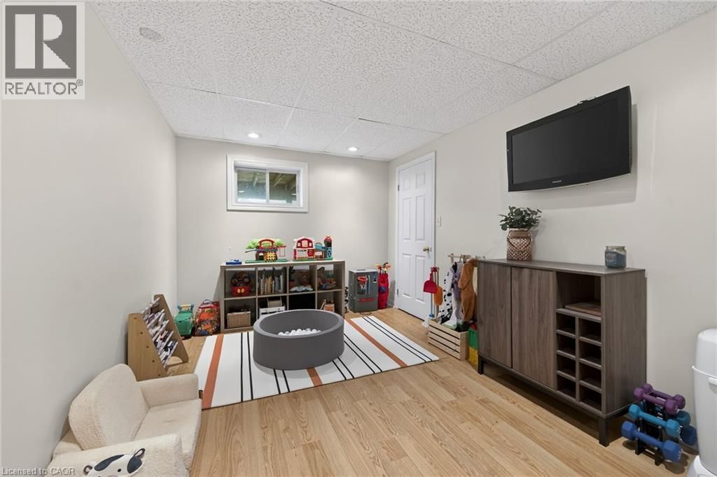 64 - 30 BRAEMAR AVENUE Image 30