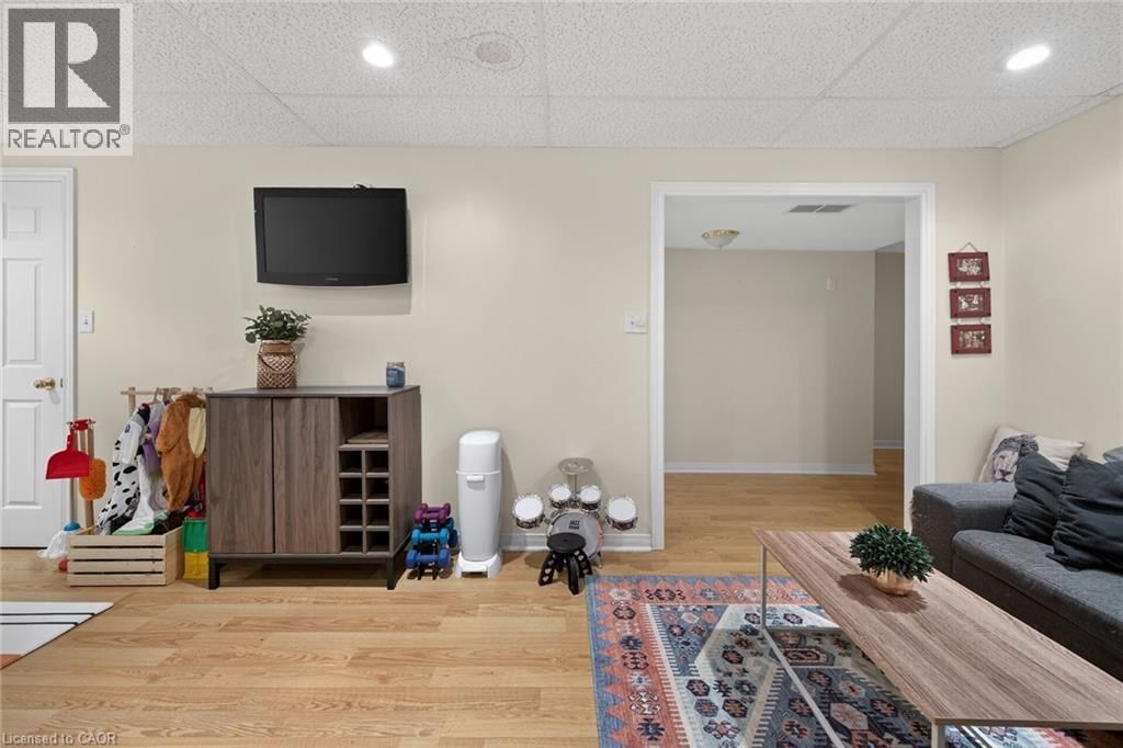 64 - 30 BRAEMAR AVENUE Image 31