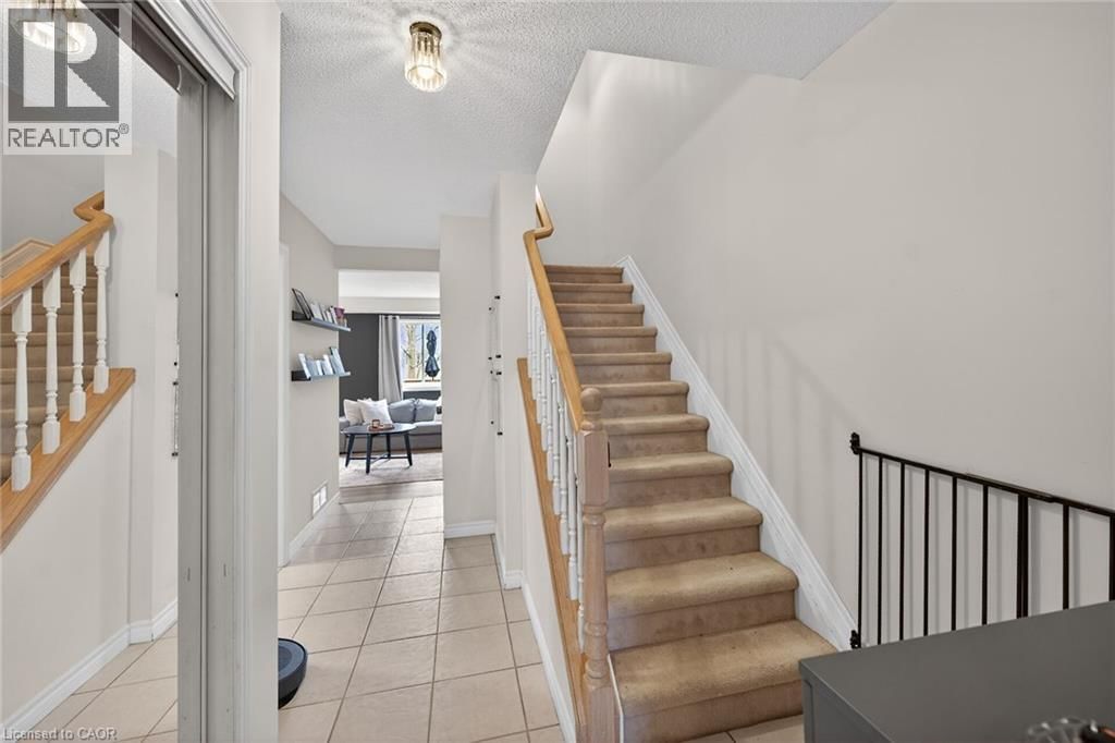 64 - 30 BRAEMAR AVENUE Image 5