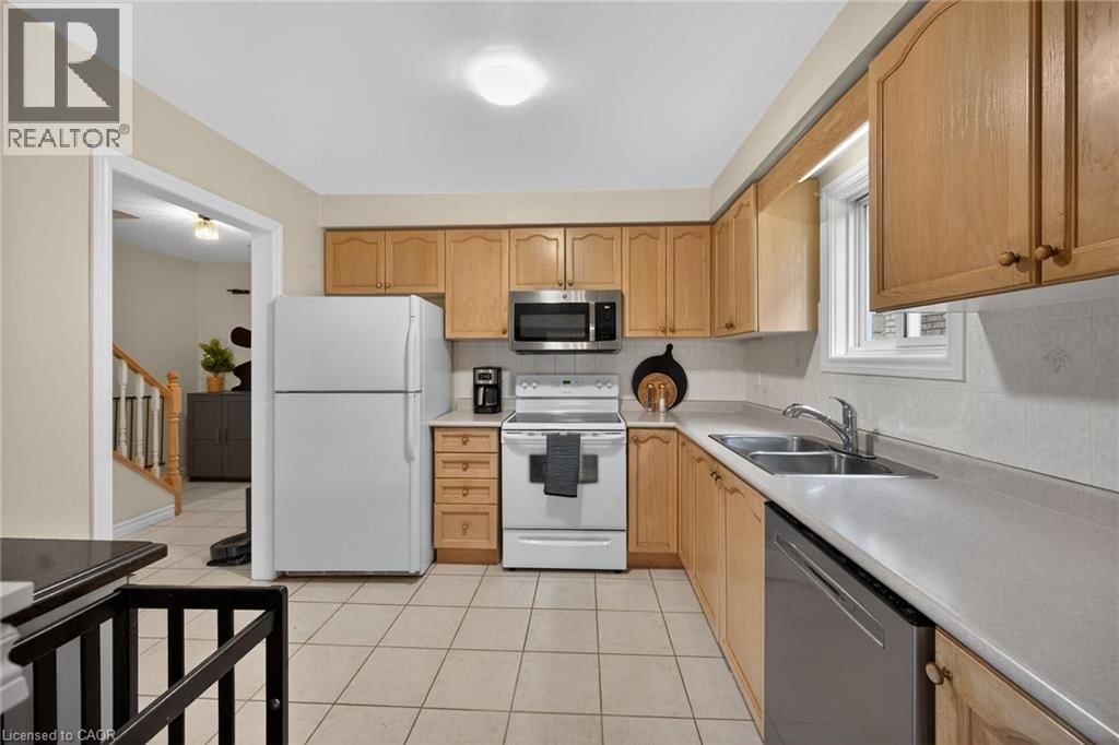 64 - 30 BRAEMAR AVENUE Image 8