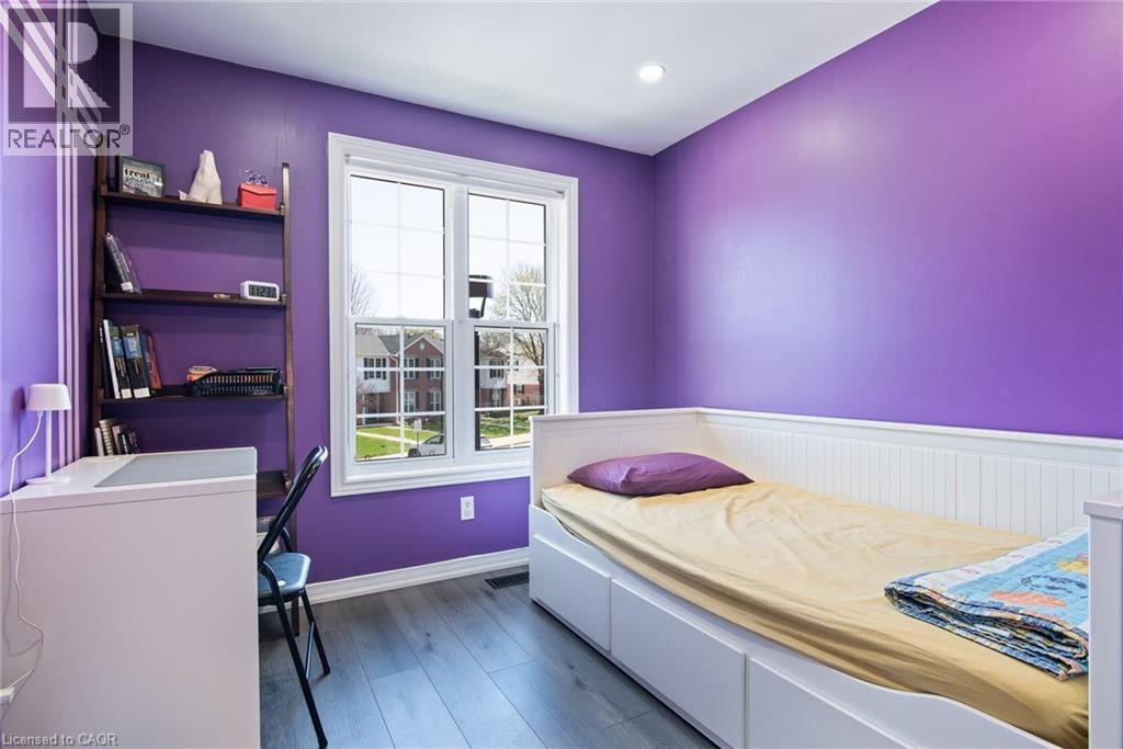 9 - 465 WOOLWICH STREET Image 23