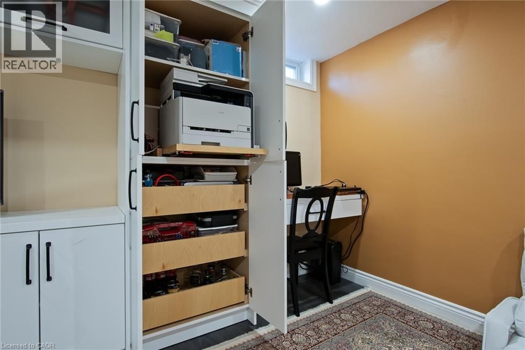 9 - 465 WOOLWICH STREET Image 26