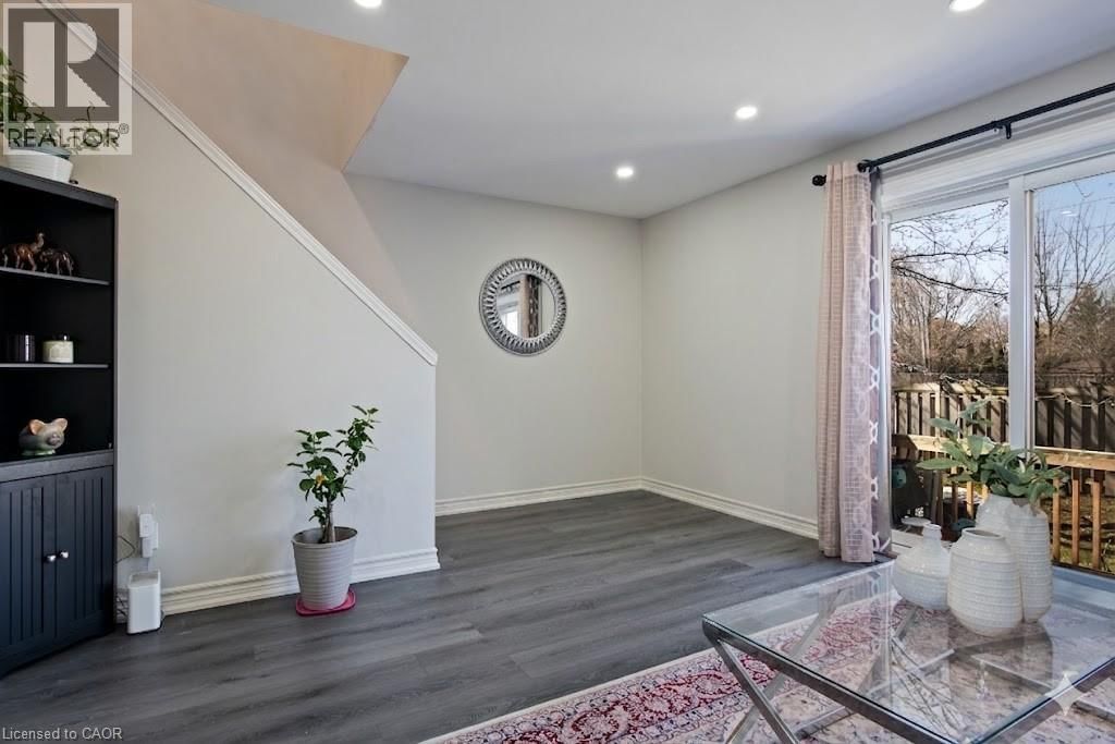 9 - 465 WOOLWICH STREET Image 4