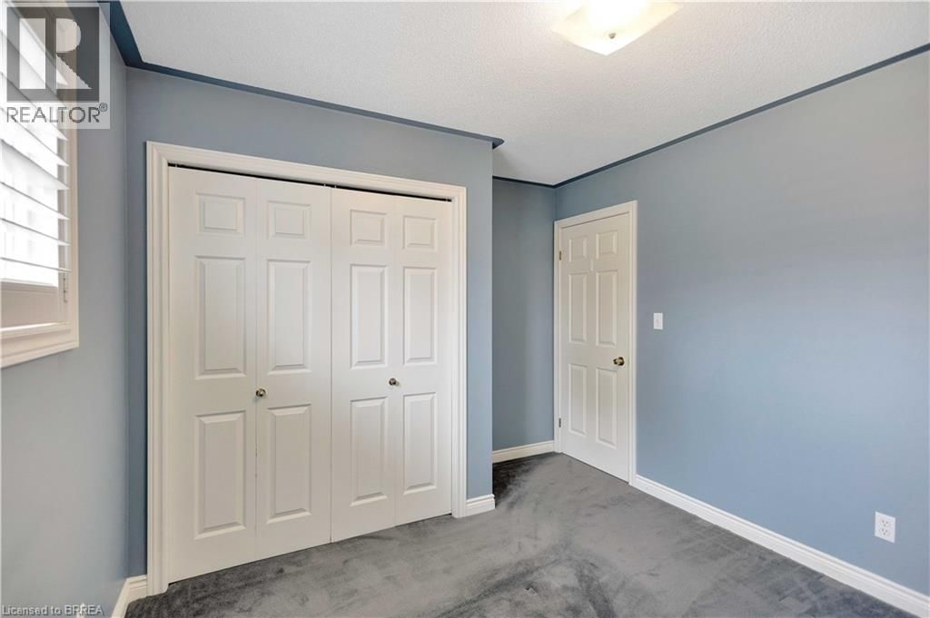 44 TRILLIUM WAY Image 16