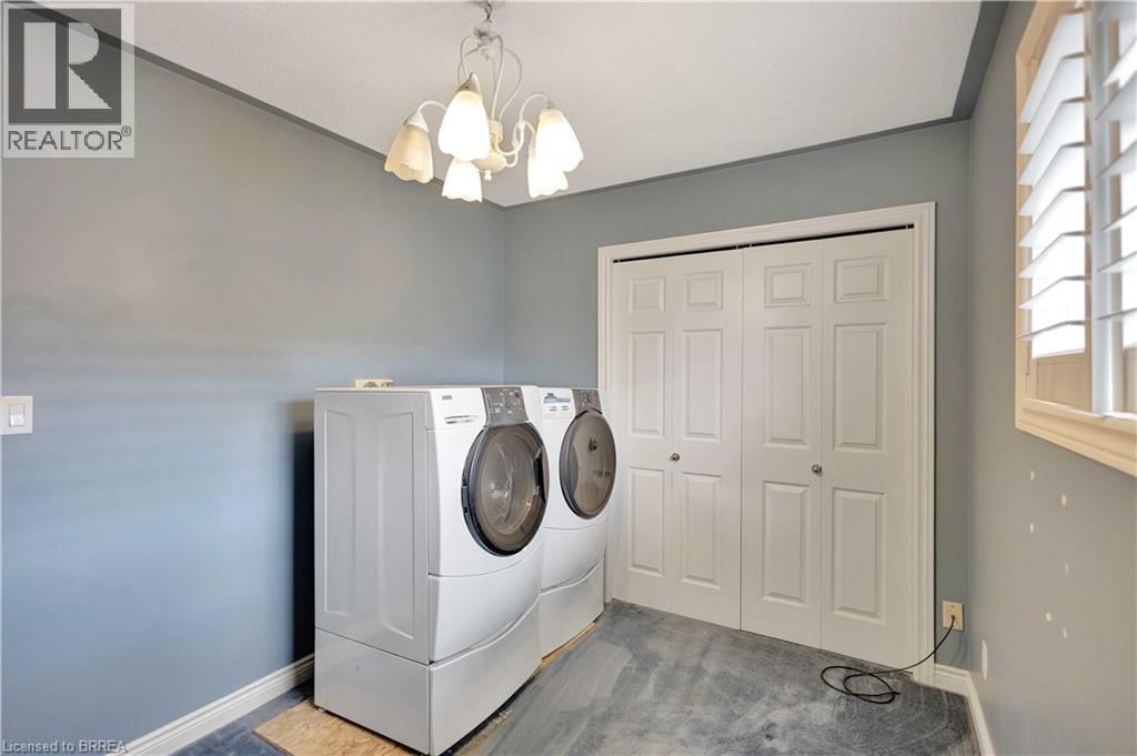 44 TRILLIUM WAY Image 17