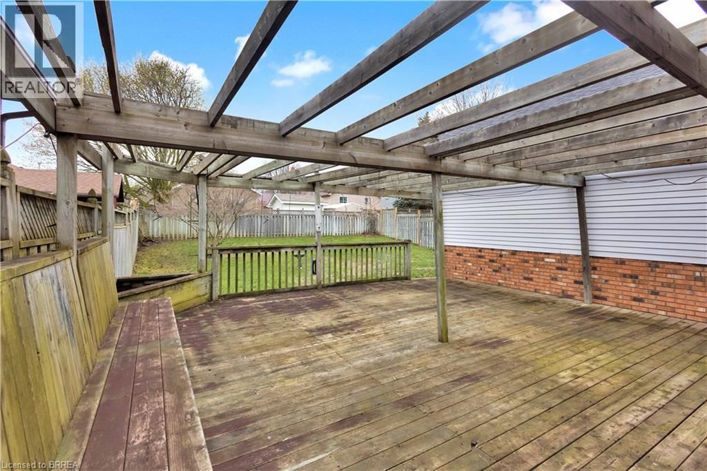 44 TRILLIUM WAY Image 28