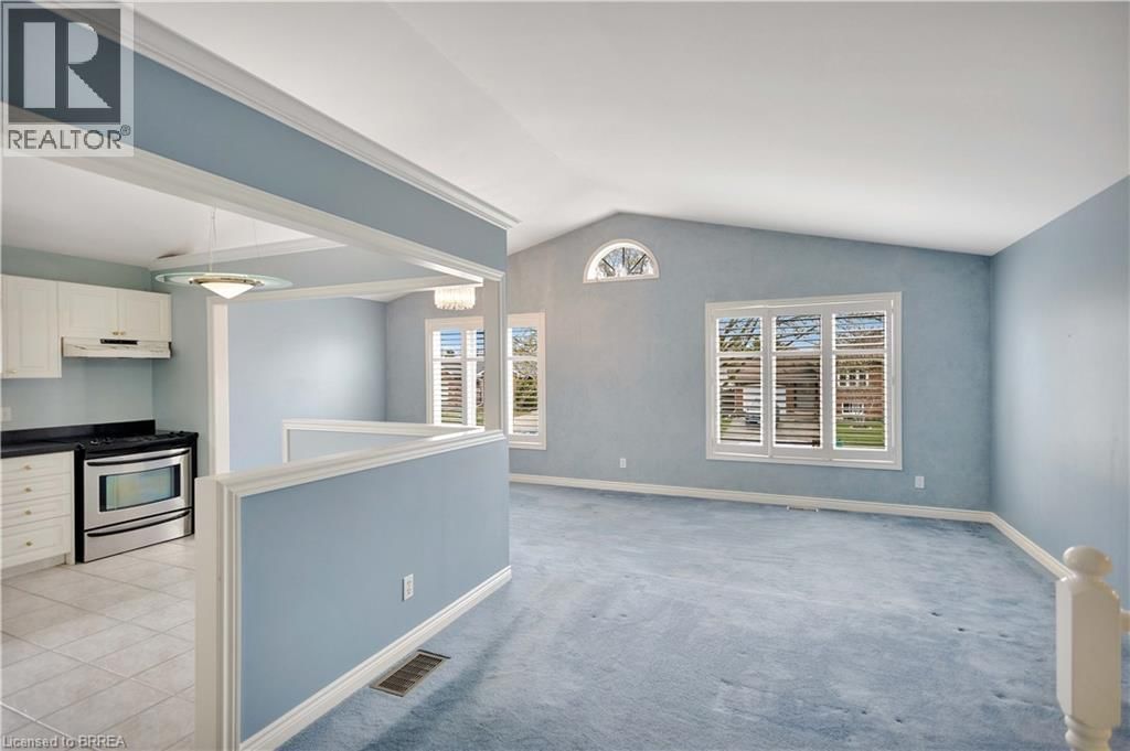 44 TRILLIUM WAY Image 3