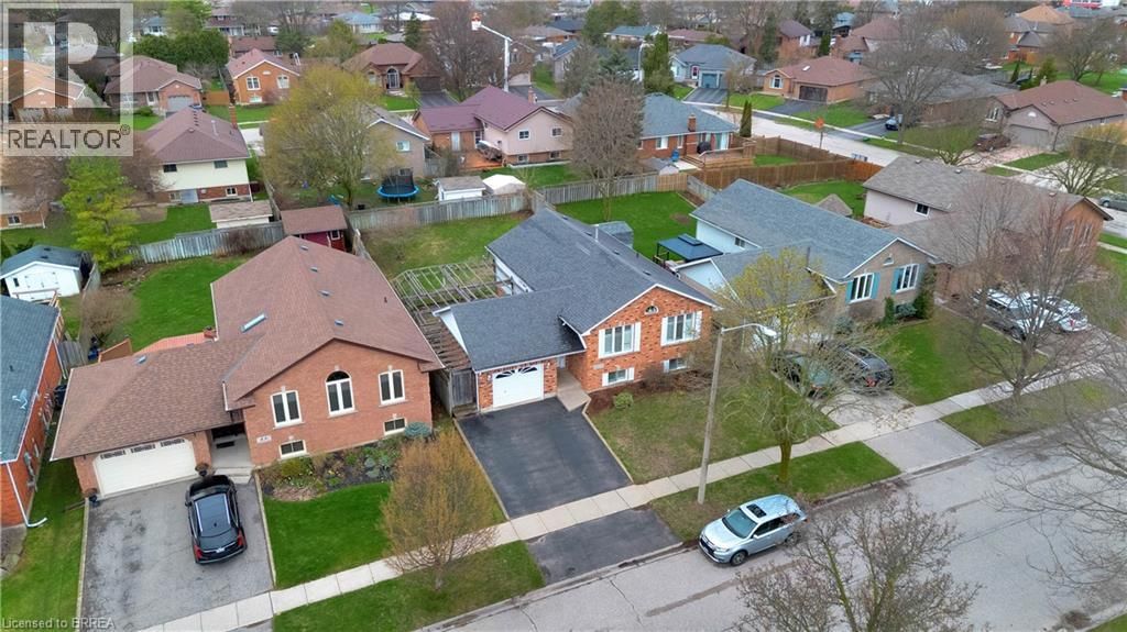 44 TRILLIUM WAY Image 33