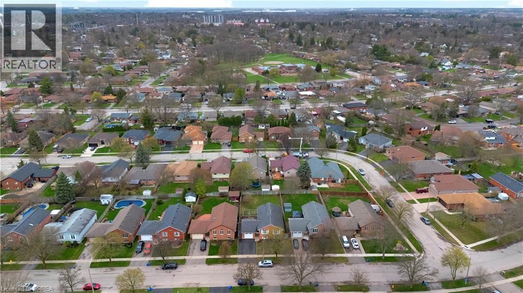 44 TRILLIUM WAY Image 34