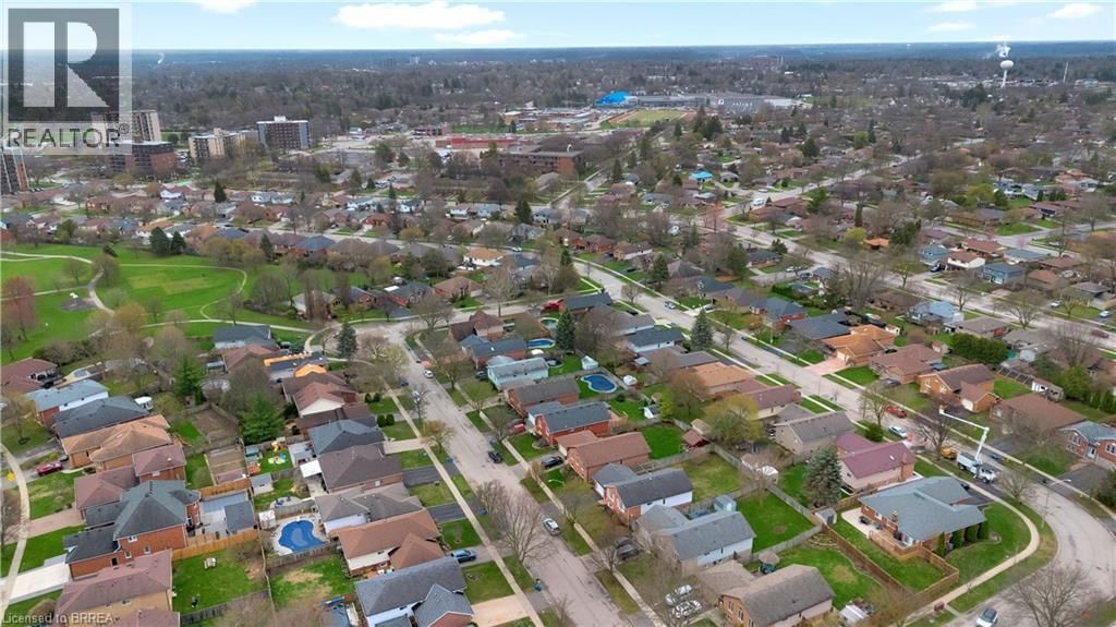 44 TRILLIUM WAY Image 36