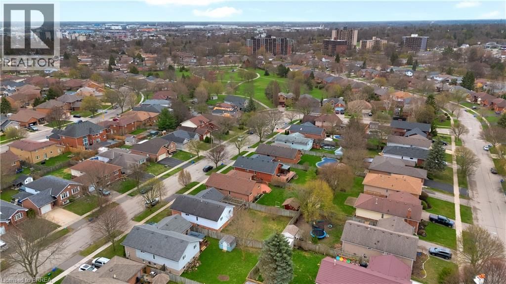 44 TRILLIUM WAY Image 37