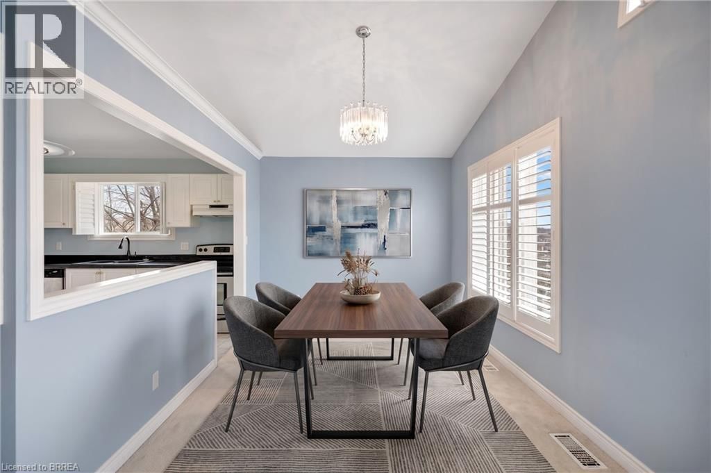 44 TRILLIUM WAY Image 6