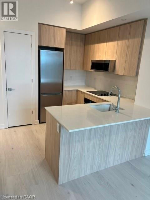 421 - 2501 SAW WHET BOULEVARD Image 10