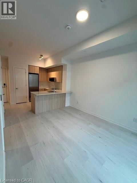 421 - 2501 SAW WHET BOULEVARD Image 9