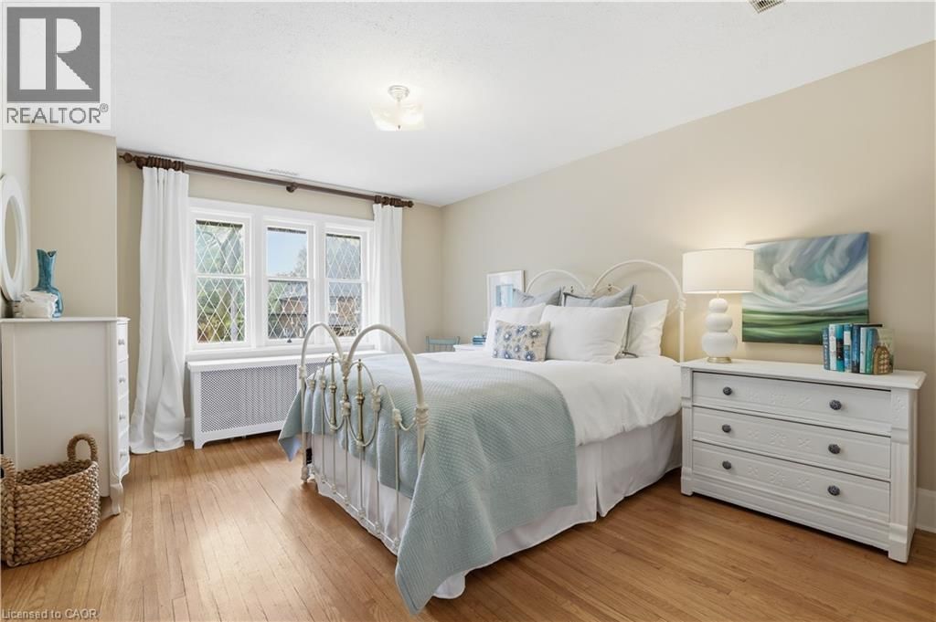 122 DUNBAR ROAD SOUTH Image 14