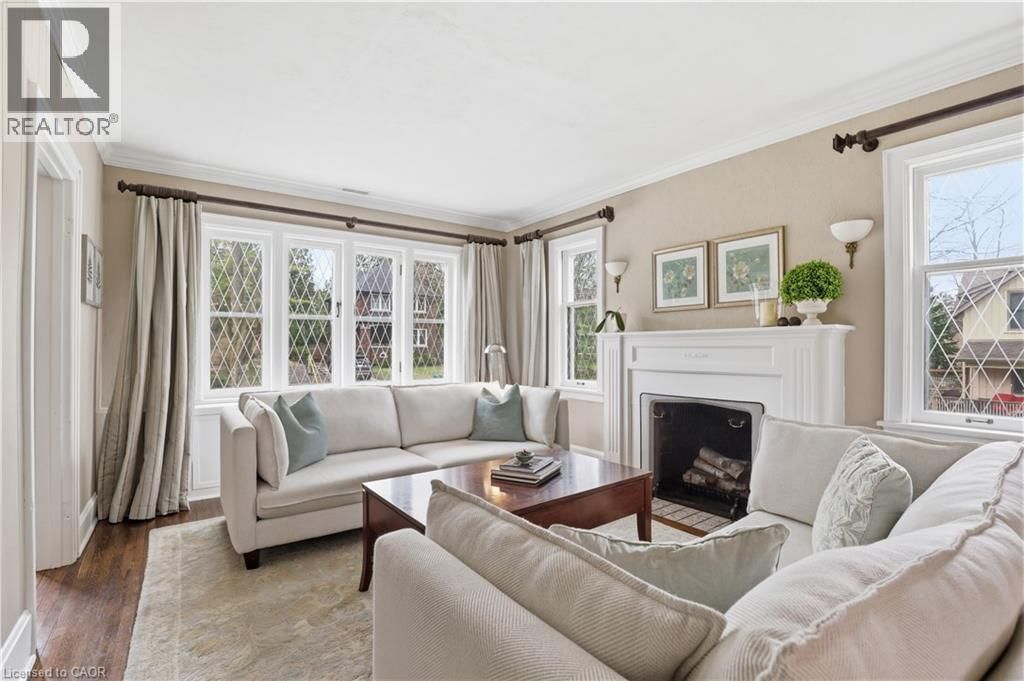 122 DUNBAR ROAD SOUTH Image 4