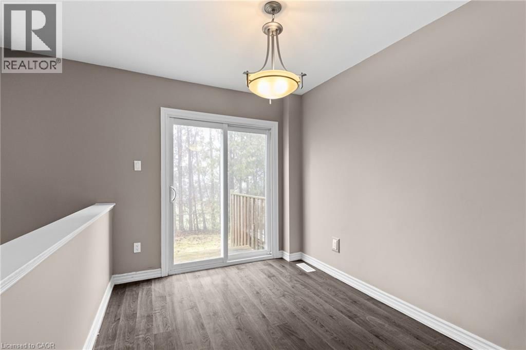 12 - 12 LANKIN BOULEVARD Image 16