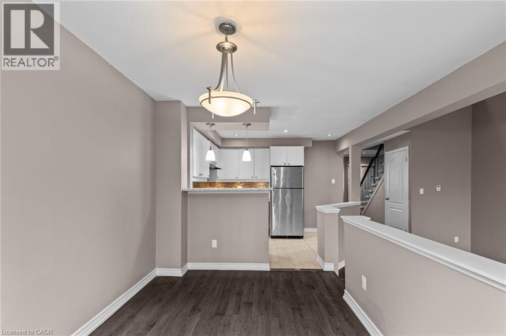 12 - 12 LANKIN BOULEVARD Image 18