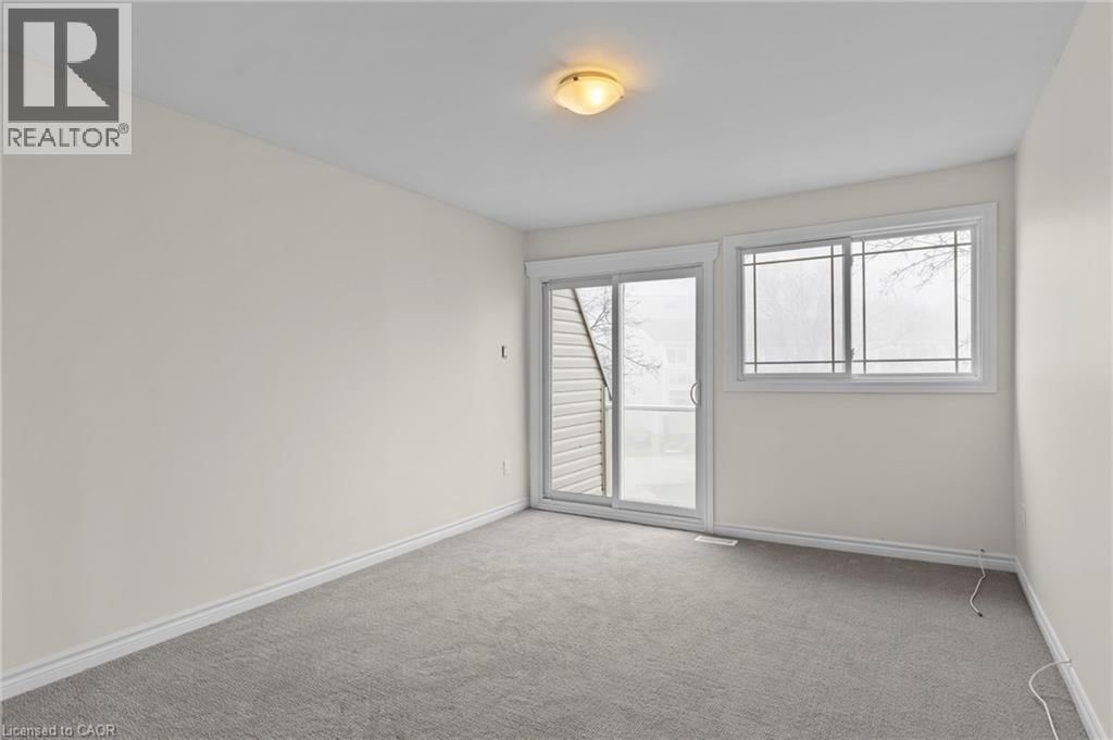 12 - 12 LANKIN BOULEVARD Image 24