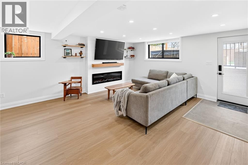 23 BRENLYN COURT Image 22