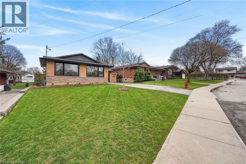 23 BRENLYN COURT Image 4