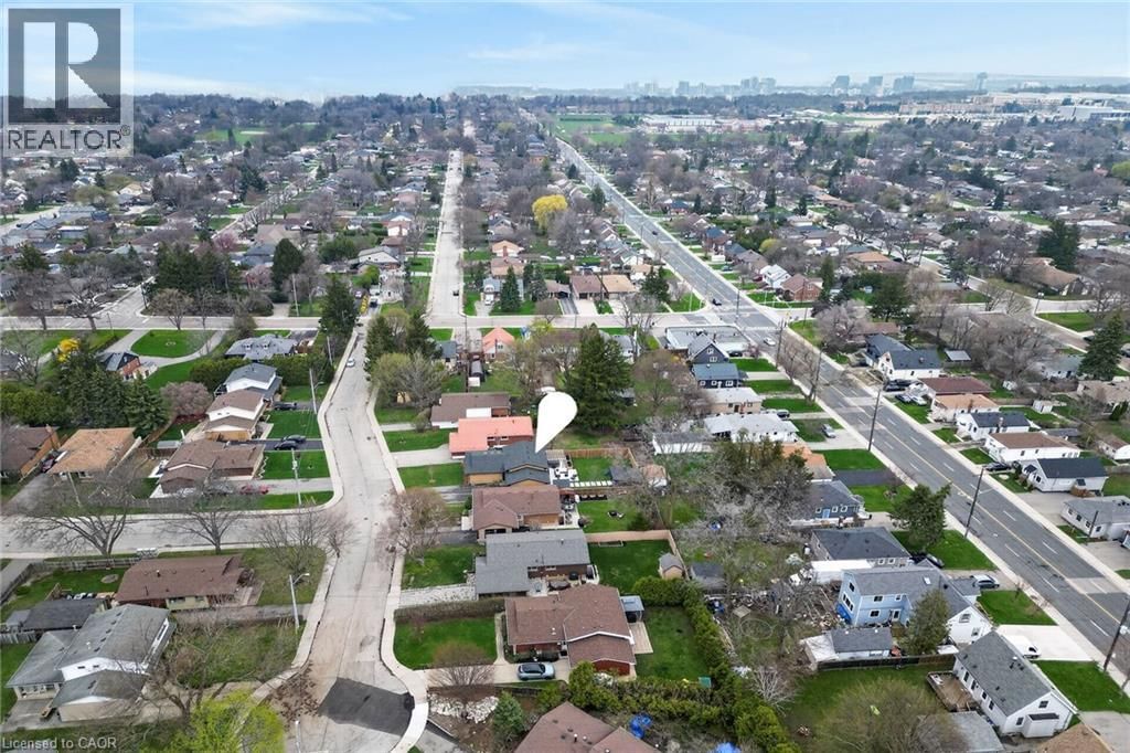 23 BRENLYN COURT Image 45