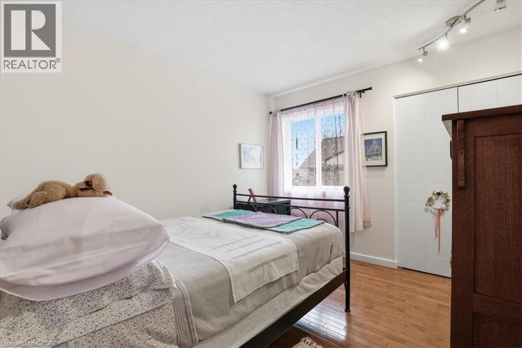 110 MILTON AVENUE Image 22