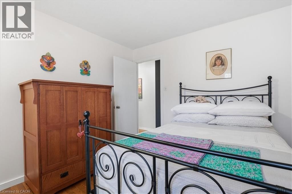 110 MILTON AVENUE Image 23