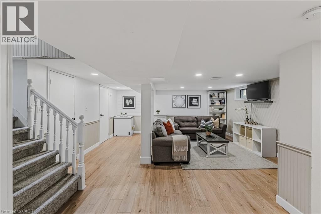 91 NINTH AVENUE Image 23