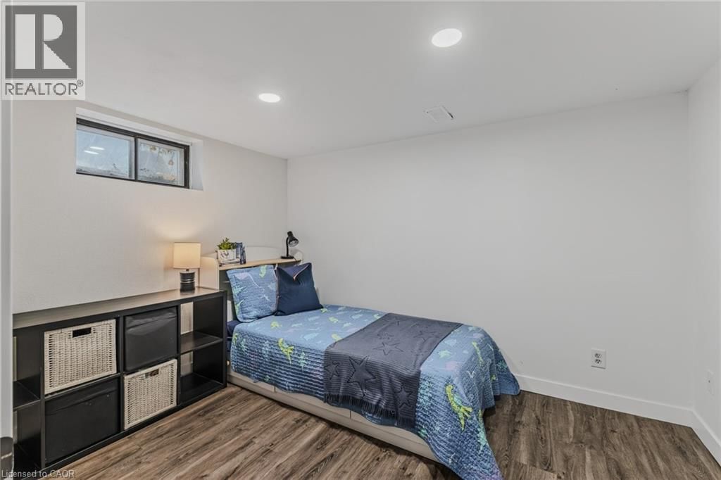 91 NINTH AVENUE Image 27