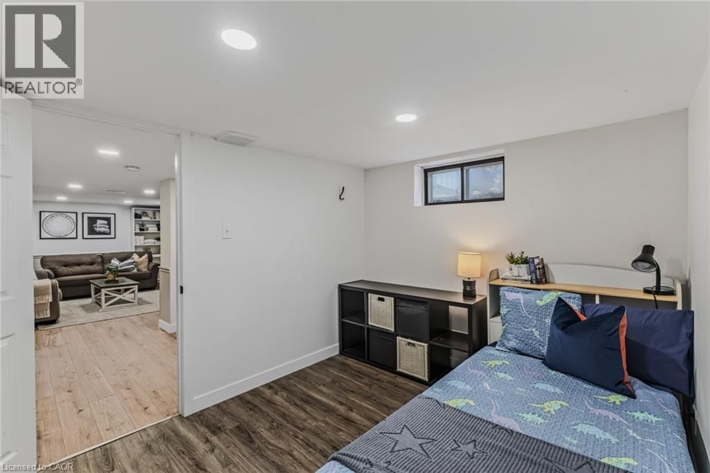 91 NINTH AVENUE Image 28