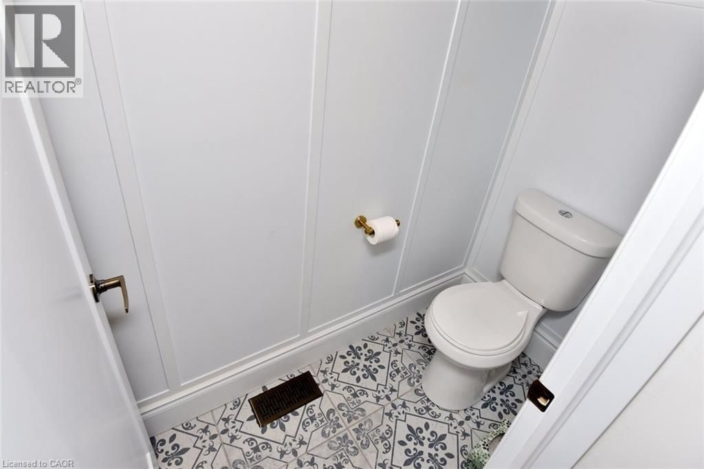 192 HOMEWOOD AVENUE Image 17