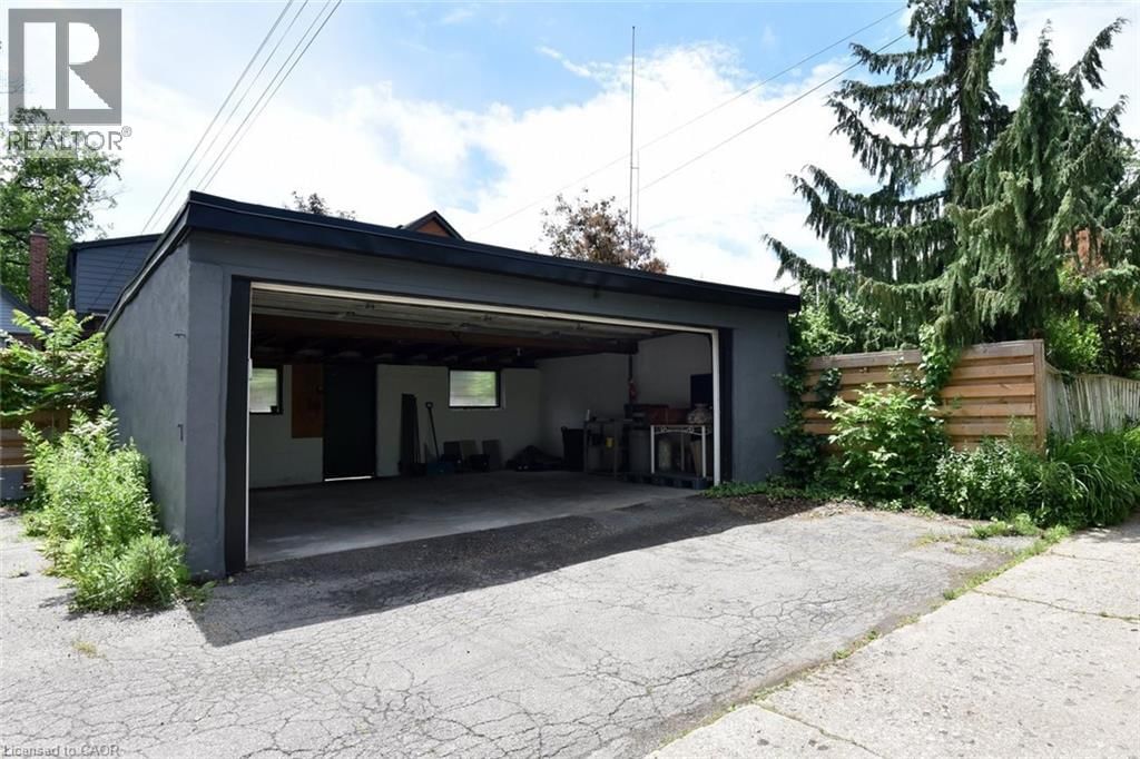 192 HOMEWOOD AVENUE Image 36