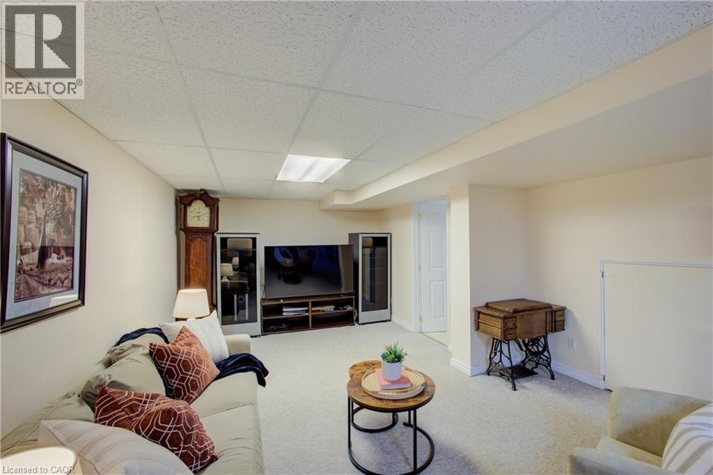 32 MCCLURE COURT Image 34