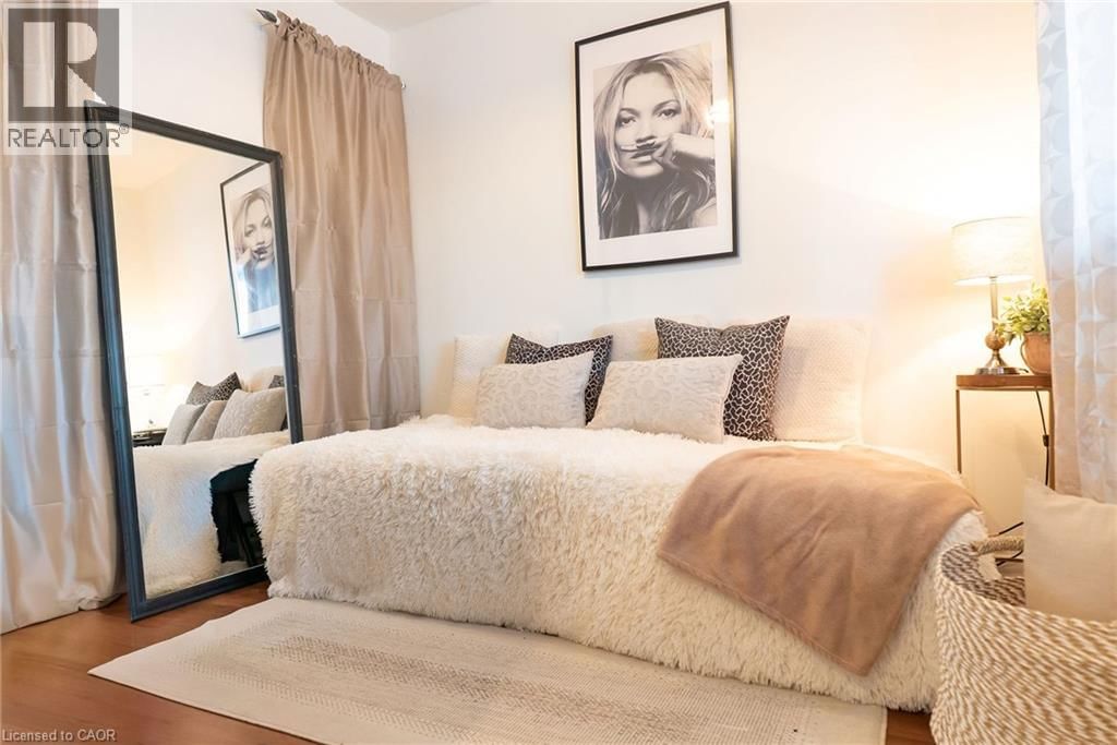 717 KNOX AVENUE Image 10