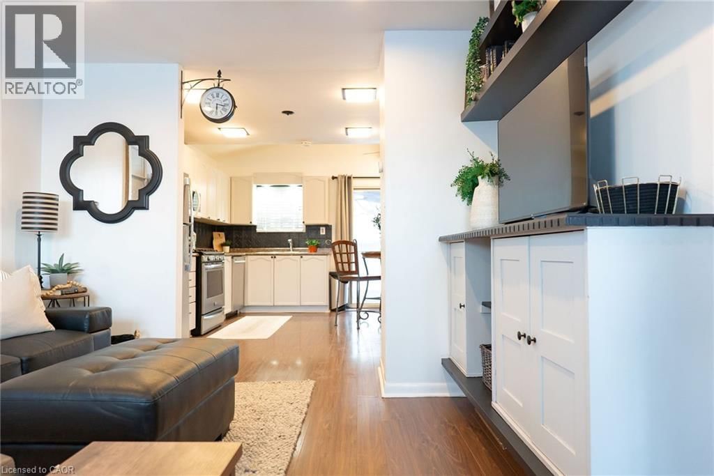 717 KNOX AVENUE Image 12