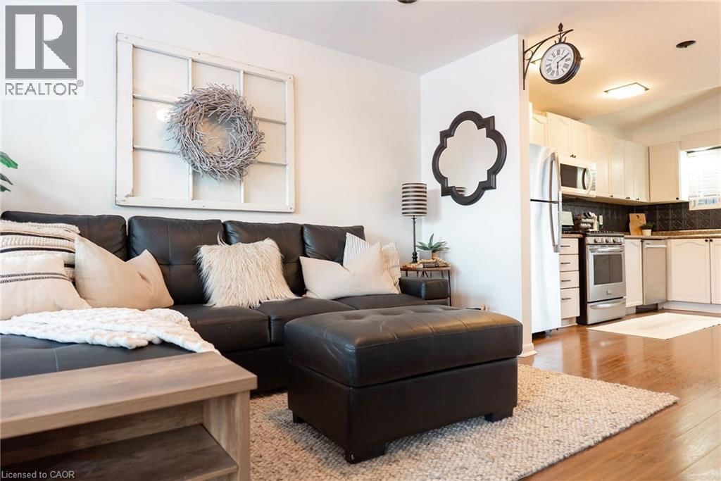 717 KNOX AVENUE Image 15