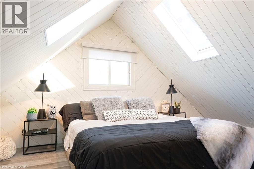 717 KNOX AVENUE Image 16